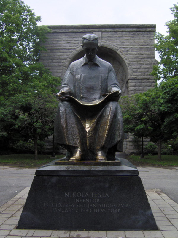 Nikola Tesla Statue